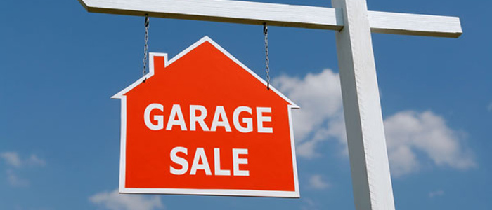 How to Advertise a Garage Sale